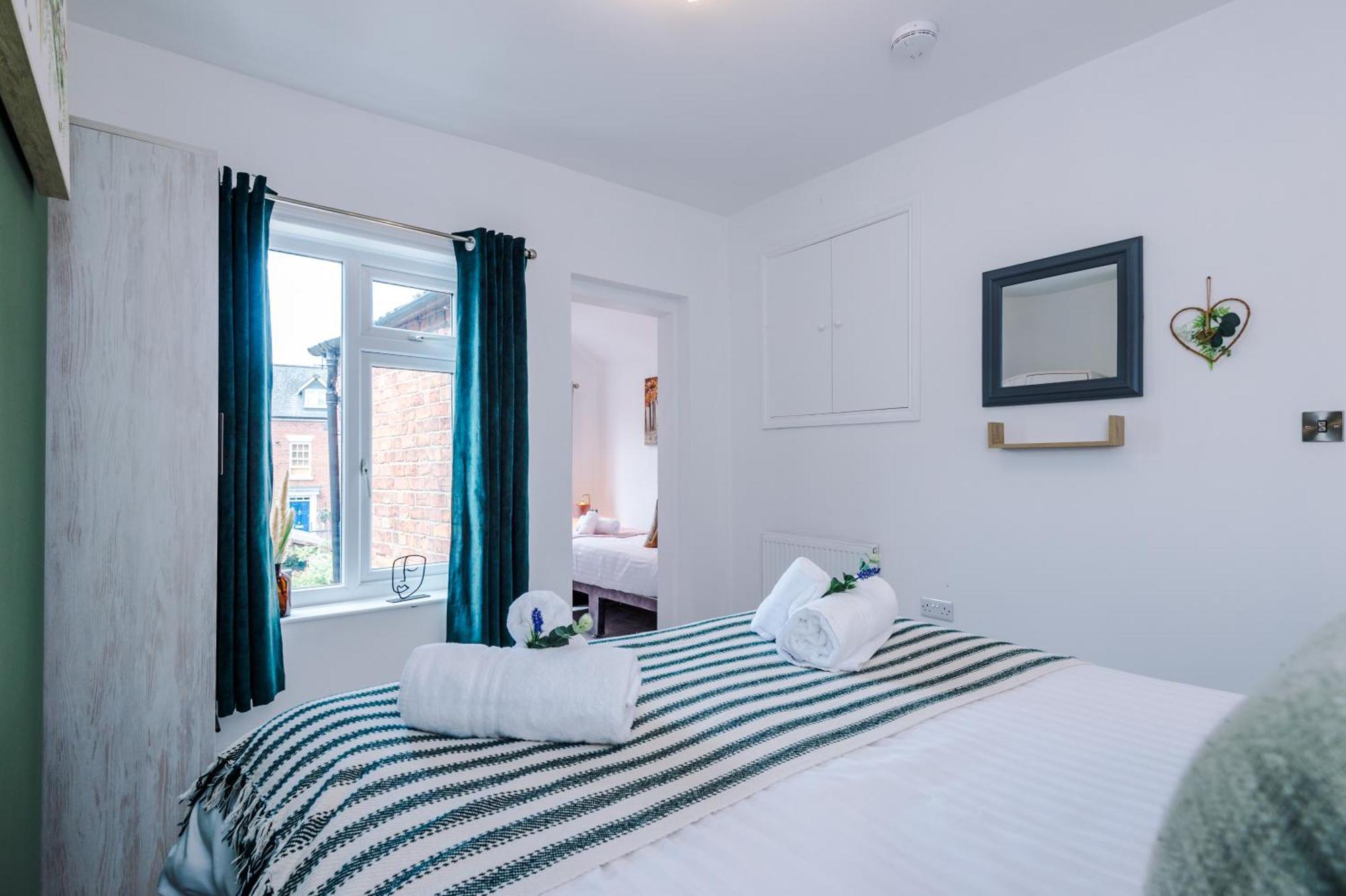 Spacious 3-Bed Home In Nantwich By 53 Degrees Property - Amazing Location, Ideal For Groups - Sleeps 6 Zewnętrze zdjęcie