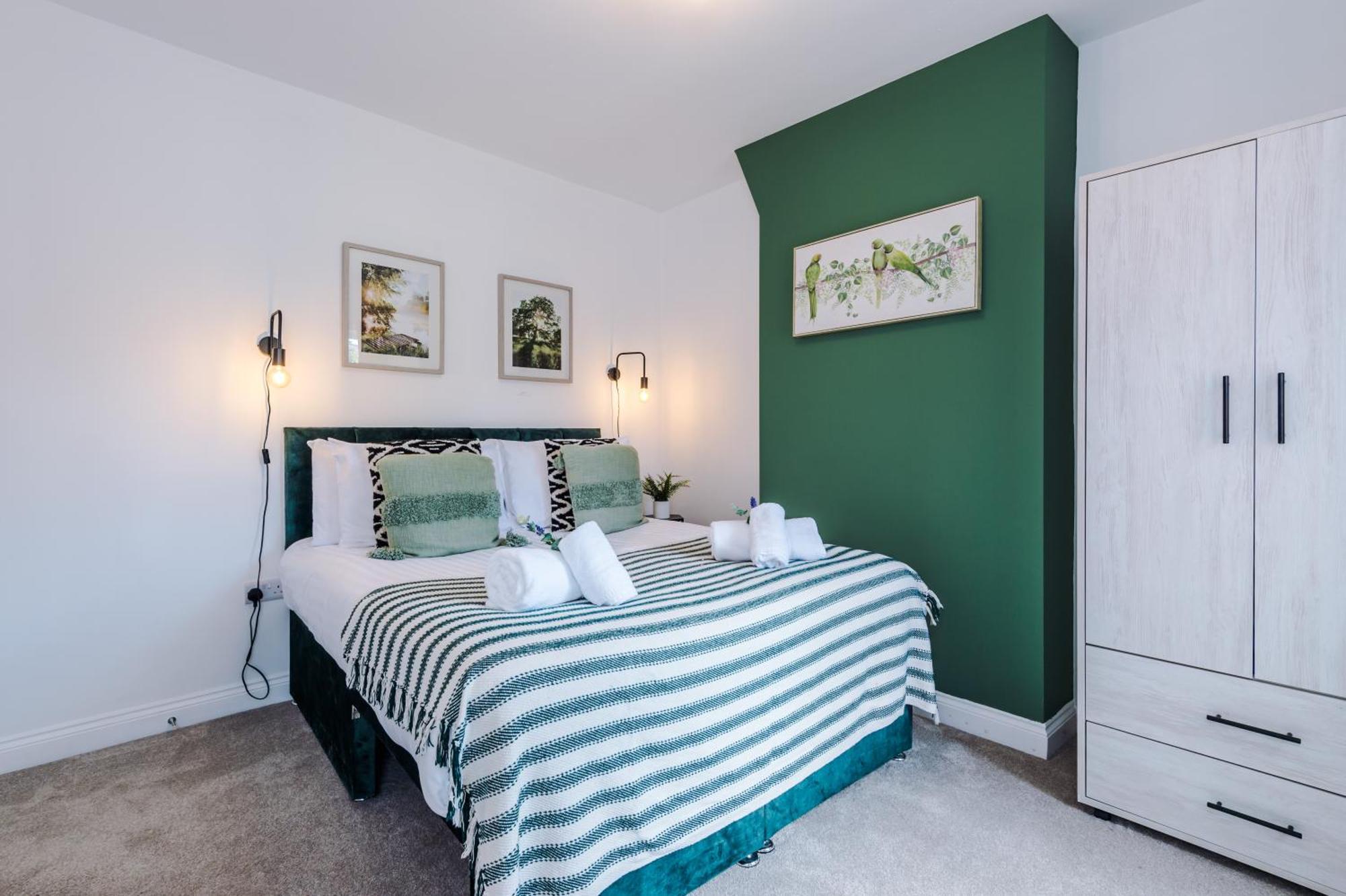 Spacious 3-Bed Home In Nantwich By 53 Degrees Property - Amazing Location, Ideal For Groups - Sleeps 6 Zewnętrze zdjęcie