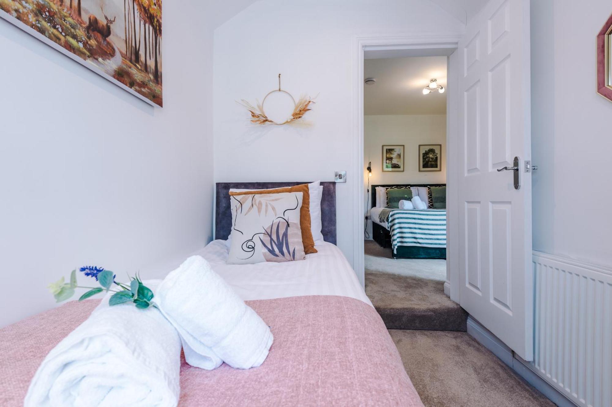 Spacious 3-Bed Home In Nantwich By 53 Degrees Property - Amazing Location, Ideal For Groups - Sleeps 6 Zewnętrze zdjęcie